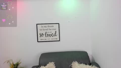 melan_owen online show from February 2025 10:55:02 AM