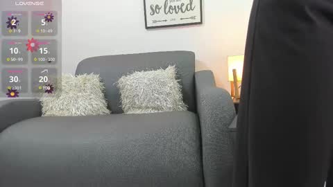 melan_owen online show from March 2025 11:05:01 AM