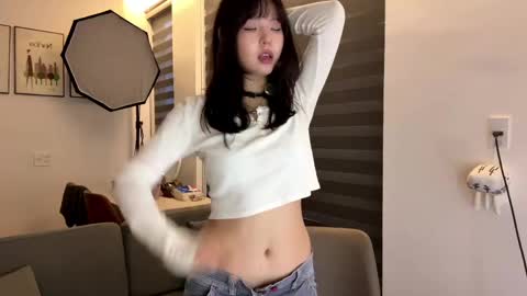 Melana online show from April 2026 11:15:02 AM