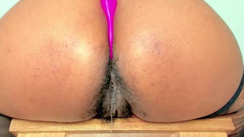 Snapshot of melania_browis chatting on March 2025 11:44:02 AM Melania online show from March 2025 11:44:02 AM