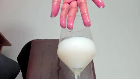 Snapshot of melania_browis chatting on October 2025 04:05:02 PM Melania online show from October 2025 04:05:02 PM