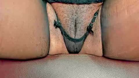 Snapshot of melania_browis chatting on November 2025 11:16:02 AM Melania online show from November 2025 11:16:02 AM