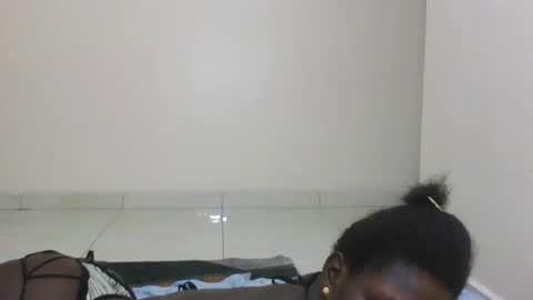 Snapshot of melanie_bae1 chatting on July 2026 01:32:02 AM melanie_bae1 online show from July 2026 01:32:02 AM
