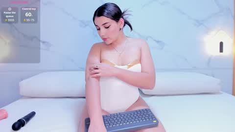 Melanie  online show from February 2026 07:15:01 PM