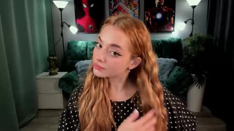 MelanieAlves online show from November 2025 12:37:02 PM