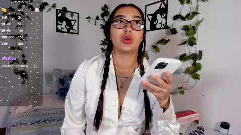 Melanie online show from October 2025 11:47:02 PM