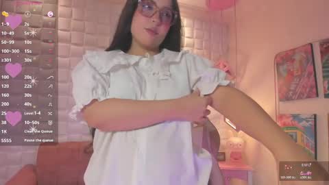 Snapshot of melaniegrayx chatting on May 2026 02:35:01 PM melaniegrayx online show from May 2026 02:35:01 PM
