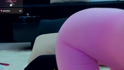 Snapshot of melanielexxx chatting on January 2025 01:26:01 AM OF melanielexxx online show from January 2025 01:26:01 AM