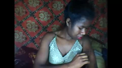 Snapshot of melanih chatting on October 2025 08:05:02 AM melanih online show from October 2025 08:05:02 AM