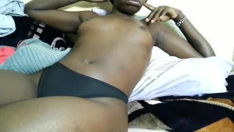 Snapshot of melanin_princess2 chatting on June 2026 10:40:02 PM melanin_princess2 online show from June 2026 10:40:02 PM