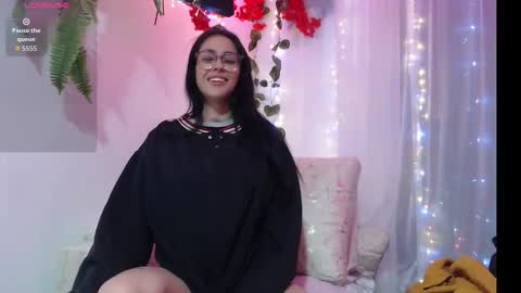 melany sox online show from October 2025 03:04:02 AM