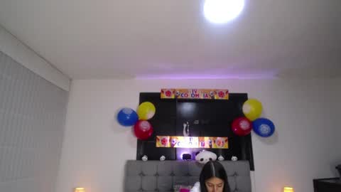 Snapshot of melanny_petite chatting on June 2026 12:14:01 PM melanny_petite online show from June 2026 12:14:01 PM