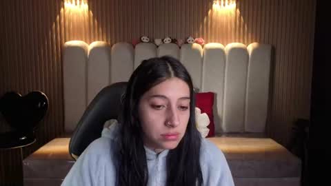 Snapshot of melanny_petite chatting on July 2026 12:20:01 PM melanny_petite online show from July 2026 12:20:01 PM