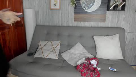 Snapshot of melany_27 chatting on October 2025 02:40:01 PM Melany online show from October 2025 02:40:01 PM