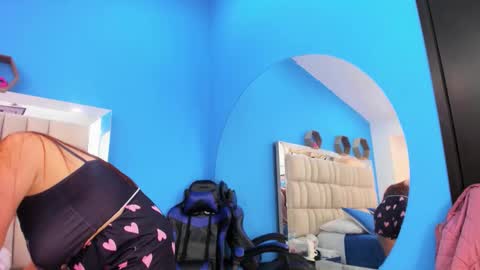 Melany  online show from February 2026 12:48:02 PM