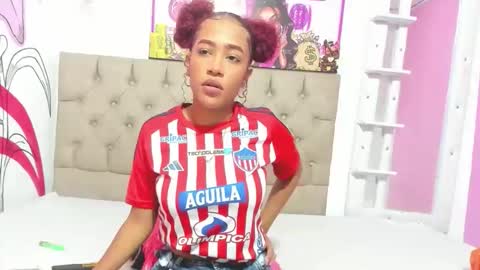 Snapshot of melany_mayerss chatting on December 2025 10:04:02 PM melany_mayerss online show from December 2025 10:04:02 PM