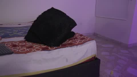 melany online show from February 2025 02:22:02 AM
