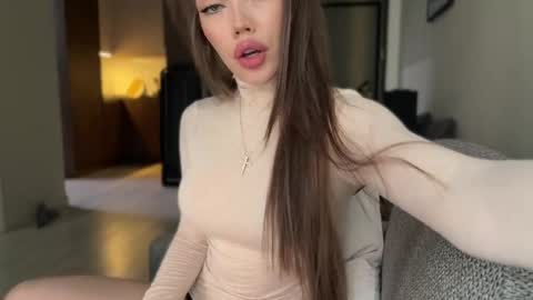 Snapshot of melanybunny chatting on May 2026 03:51:02 PM Adel online show from May 2026 03:51:02 PM
