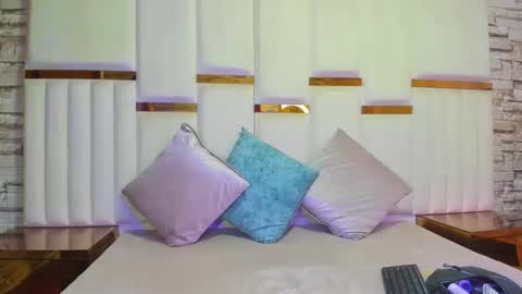 Snapshot of melanyharris chatting on January 2025 03:21:01 PM MELANYHARRIS online show from January 2025 03:21:01 PM