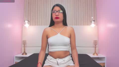 Melany online show from March 2026 11:48:01 AM