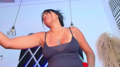 Snapshot of melanyy_miller chatting on October 2025 10:18:01 PM melanny online show from October 2025 10:18:01 PM