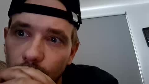 Snapshot of meldyl2020 chatting on November 2025 01:23:02 PM meldyl2020 online show from November 2025 01:23:02 PM