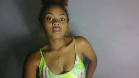 meliana98 online show from October 2025 07:20:01 PM