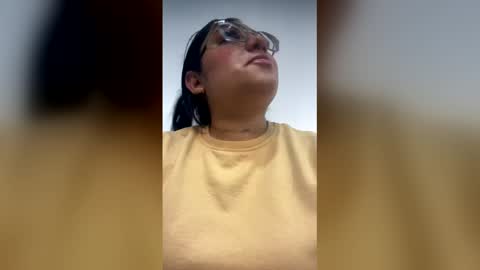 Snapshot of melie_me chatting on March 2026 10:37:02 AM MELIE online show from March 2026 10:37:02 AM