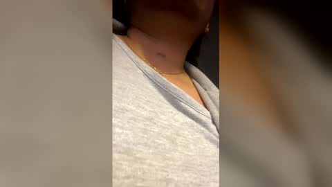 Snapshot of melie_me chatting on March 2026 11:00:01 AM MELIE online show from March 2026 11:00:01 AM