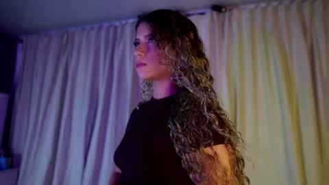 MelinaSmith  online show from June 2026 10:01:01 PM