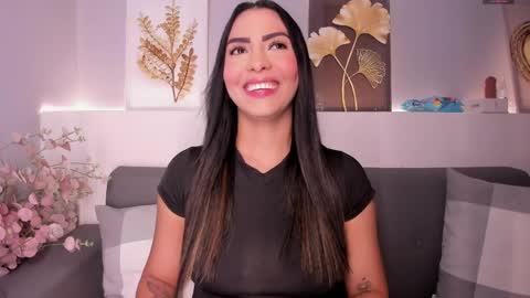 M E L I S S A online show from April 2026 04:15:02 AM