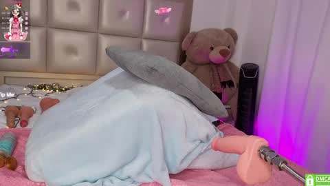 melissa_luu online show from April 2026 09:13:01 PM