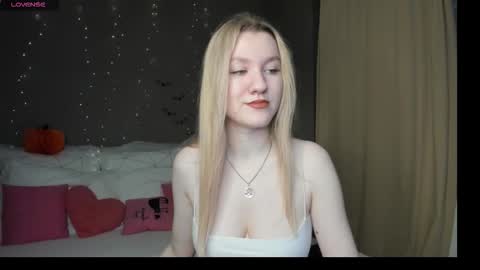 melissa_moooree online show from October 2025 09:11:01 AM
