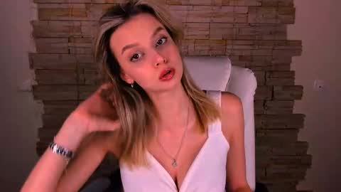 Snapshot of melissa_richardson chatting on February 2025 07:27:02 PM Melissa online show from February 2025 07:27:02 PM