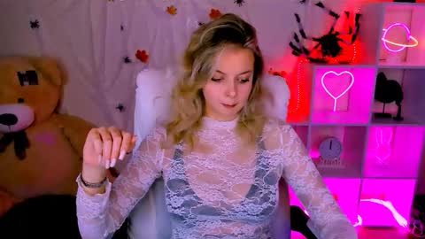 Snapshot of melissa_richardson chatting on October 2025 04:22:01 PM Melissa online show from October 2025 04:22:01 PM