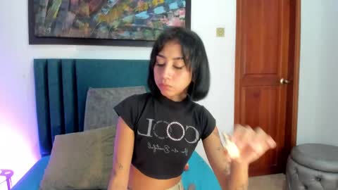 Melissa online show from February 2025 12:00:02 PM