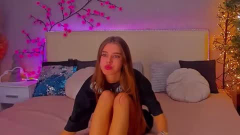 Snapshot of melissacrayzy chatting on November 2025 07:40:01 AM MelissaCrayzy online show from November 2025 07:40:01 AM