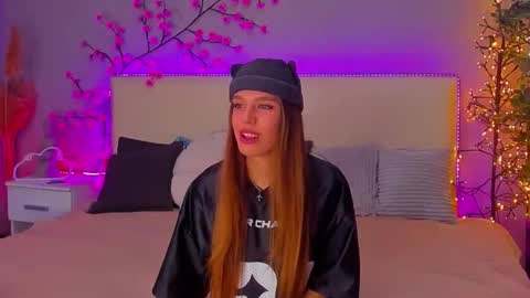 Snapshot of melissacrayzy chatting on November 2025 06:19:02 AM MelissaCrayzy online show from November 2025 06:19:02 AM