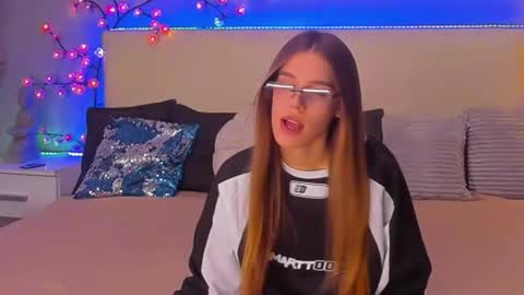 Snapshot of melissacrayzy chatting on November 2025 01:15:02 PM MelissaCrayzy online show from November 2025 01:15:02 PM