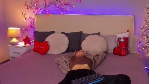 Snapshot of melissacrayzy chatting on December 2025 06:30:02 AM MelissaCrayzy online show from December 2025 06:30:02 AM