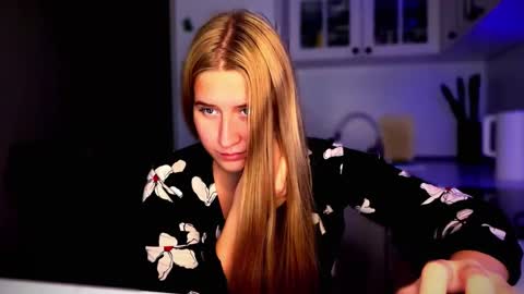 Snapshot of melissalii chatting on September 2025 01:47:01 PM melissalii online show from September 2025 01:47:01 PM