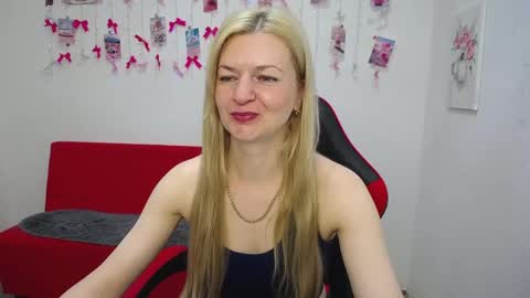 Snapshot of melissatylerbb chatting on May 2026 06:18:01 AM Melissa online show from May 2026 06:18:01 AM