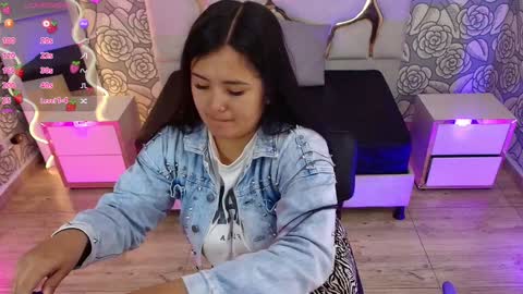 Snapshot of mellani_tay chatting on January 2025 03:09:02 AM Mellani  online show from January 2025 03:09:02 AM