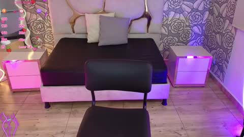 Snapshot of mellani_tay chatting on January 2025 03:09:01 AM Mellani  online show from January 2025 03:09:01 AM