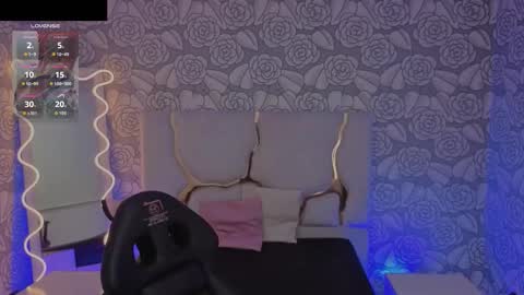 Snapshot of mellani_tay chatting on September 2025 03:17:02 AM Mellani  online show from September 2025 03:17:02 AM