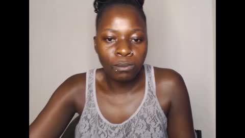 Snapshot of mellanin_pretty_ chatting on December 2024 07:49:02 AM . online show from December 2024 07:49:02 AM