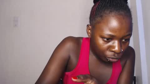 Snapshot of mellanin_pretty_ chatting on December 2024 07:33:02 AM . online show from December 2024 07:33:02 AM