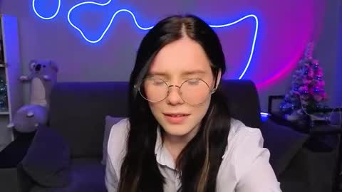 Snapshot of mellhyees chatting on January 2026 05:40:01 PM mellhyees online show from January 2026 05:40:01 PM