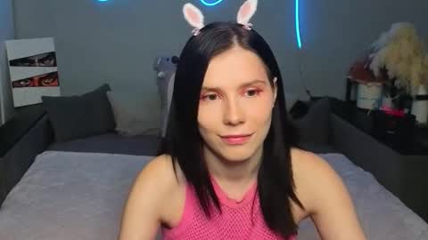 Snapshot of mellhyees chatting on February 2026 05:16:01 PM mellhyees online show from February 2026 05:16:01 PM