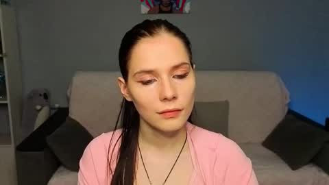 Snapshot of mellhyees chatting on March 2026 05:30:01 PM mellhyees online show from March 2026 05:30:01 PM